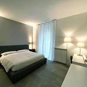 Konukevi Il Riccio, Milano